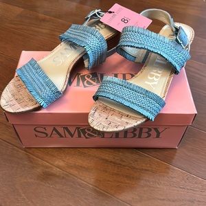 NWT Sam & Libby Ivette Low Heeled Fringe Sandal in Blue